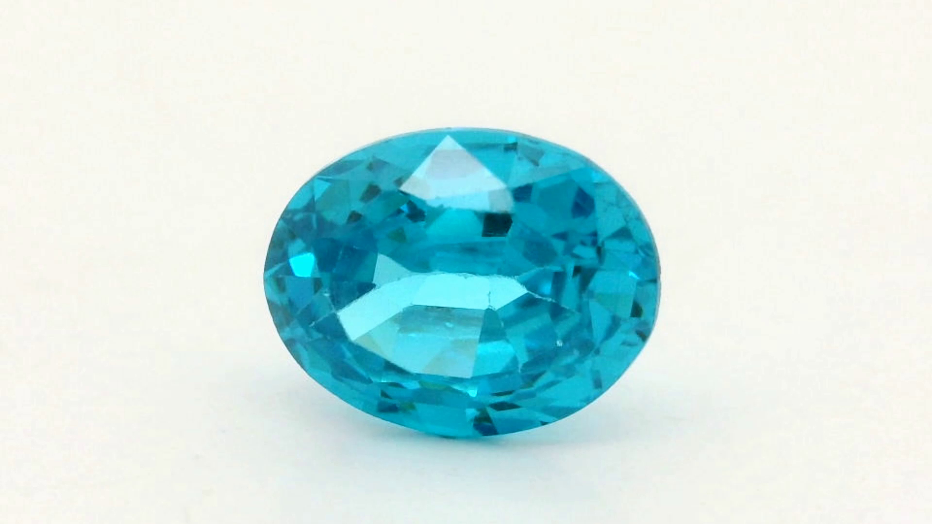 Blue Zircon (Synthetic) 1.90 cts