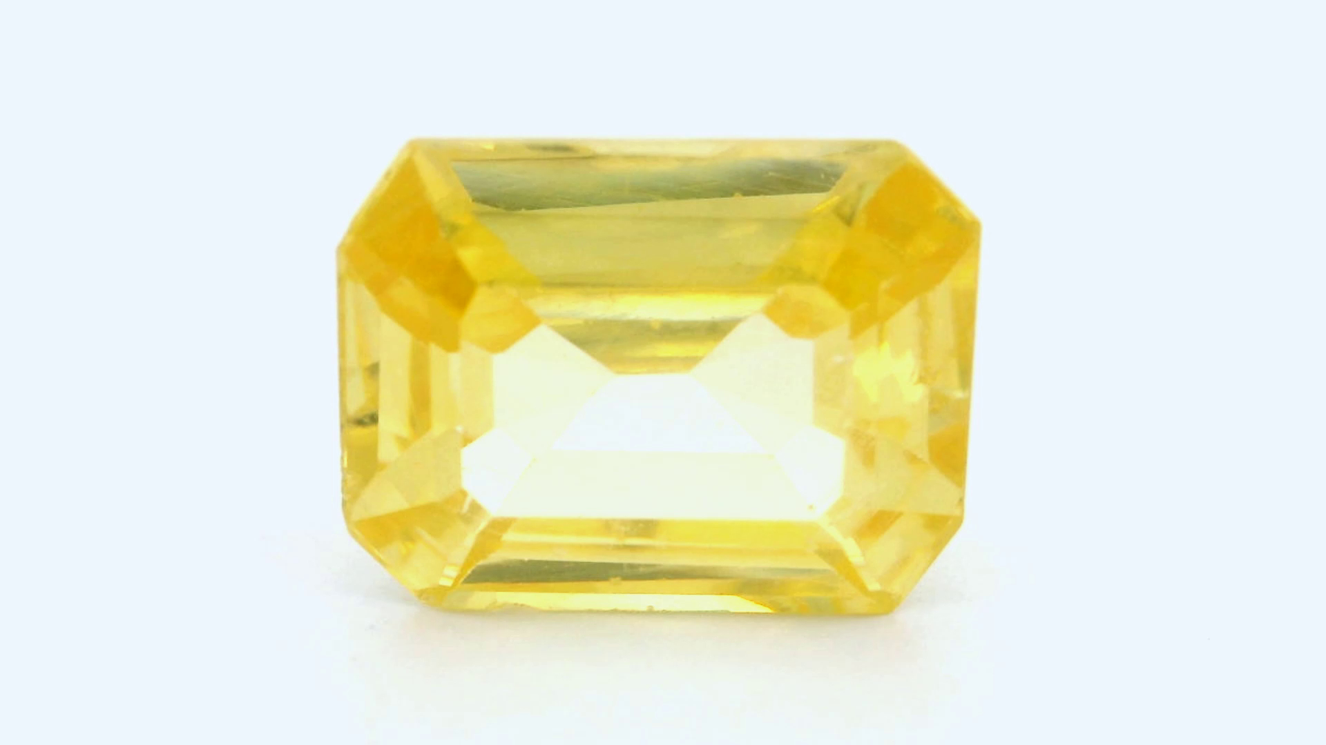 Yellow Zircon (Synthetic) 6.25 cts